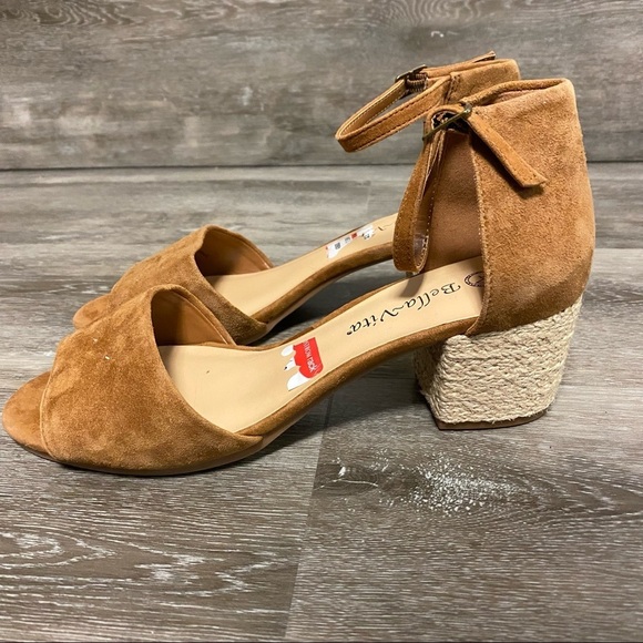 Bella Vita | Fable Quarterstrap Sandals In Biscuit Suede Size 7.5 WIDE NEW - Picture 4 of 9